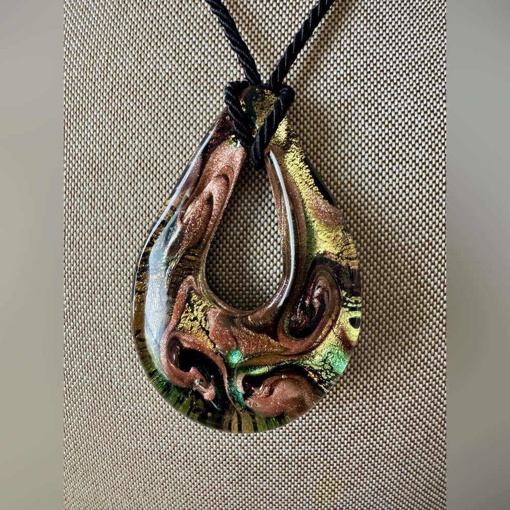 Murano Venezia Handmade Glass Pendant - Picture 7 of 9